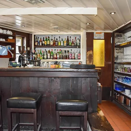 Restaurant Le Saint-christophe אורחן 3*